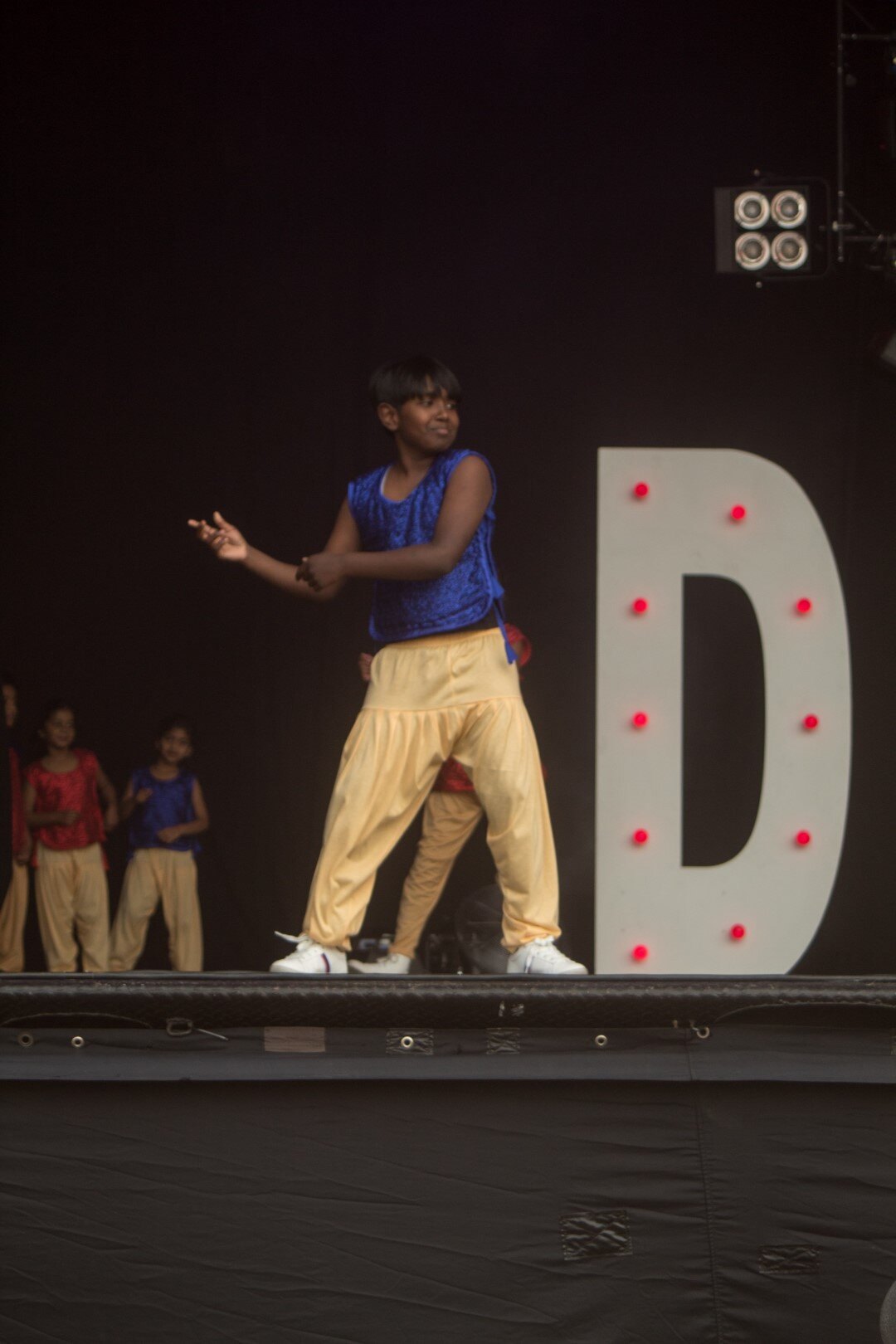 all-you-need-to-know-auckland-diwali-festival-dance-performance